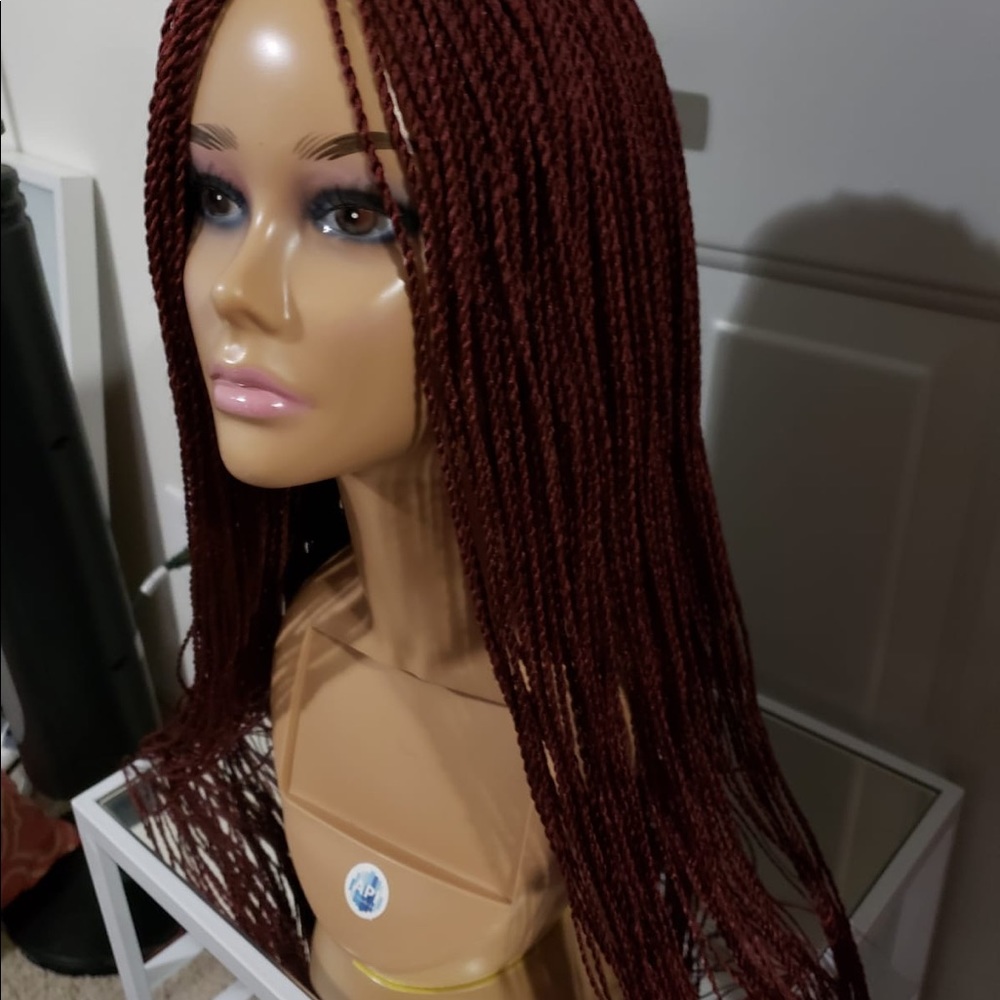 Braided wig - Picture 6 of 7